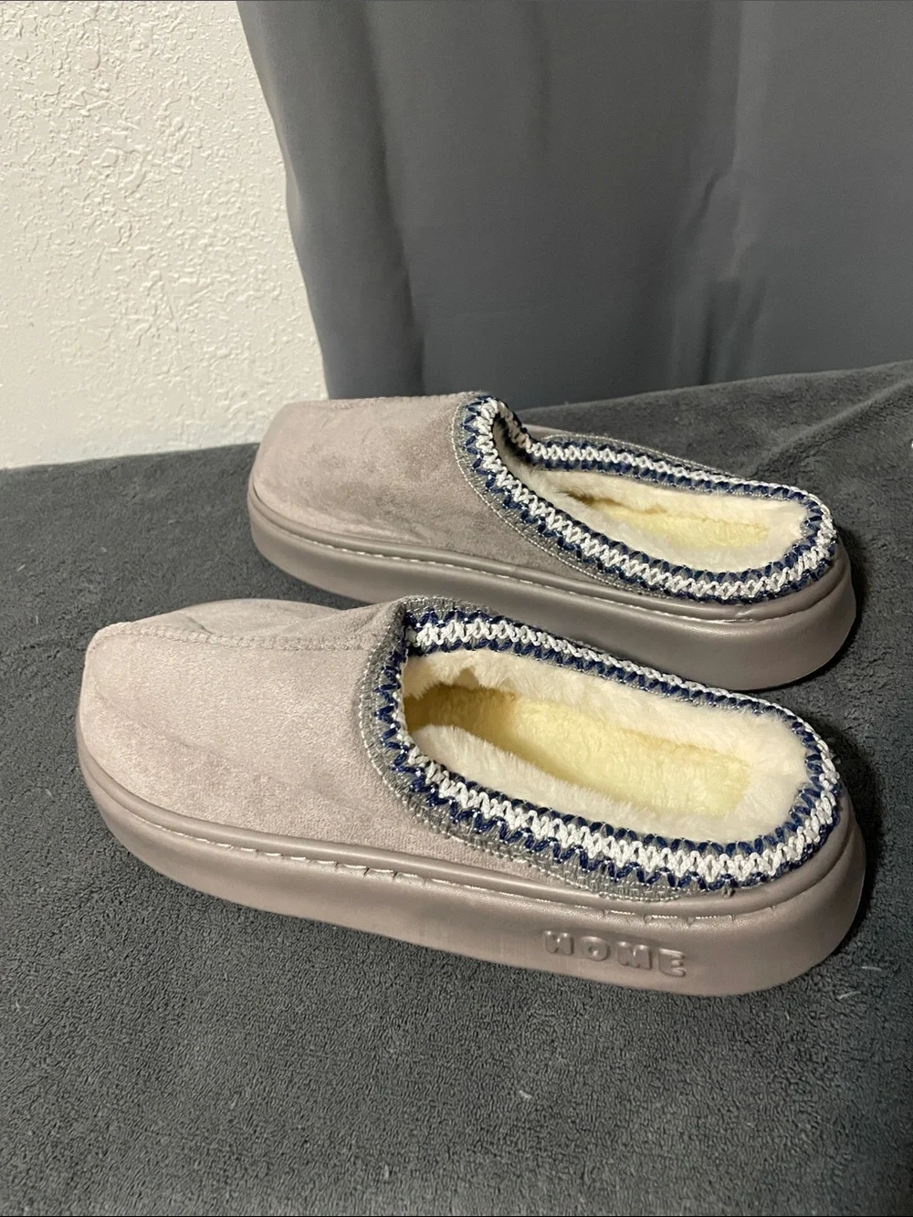 Men's Cozy Slip-On Suede Slippers - Gray